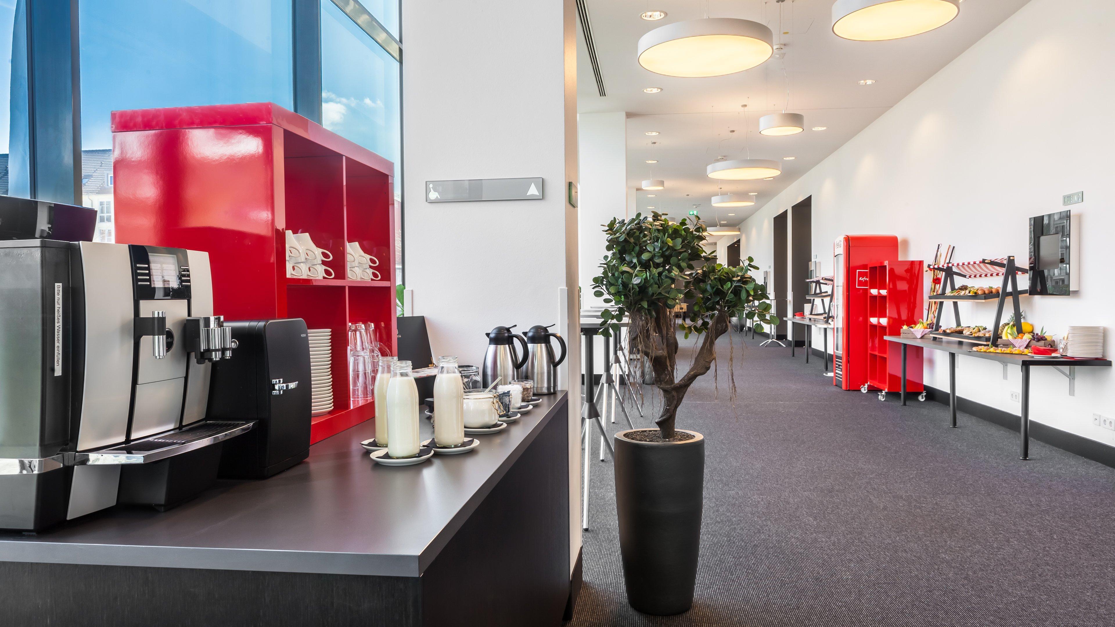 - Westpark, An Ihg Hotel