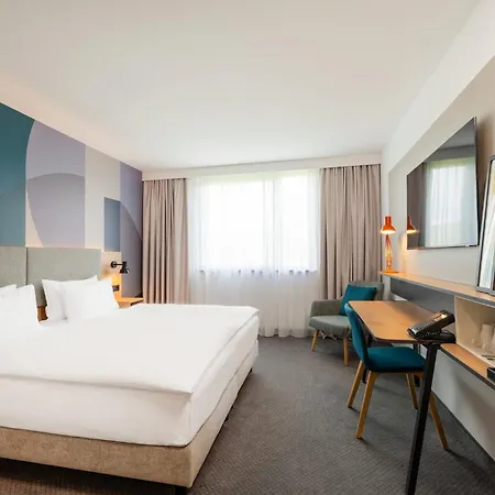 Holiday Inn Munich - Westpark By Ihg Exterior photo