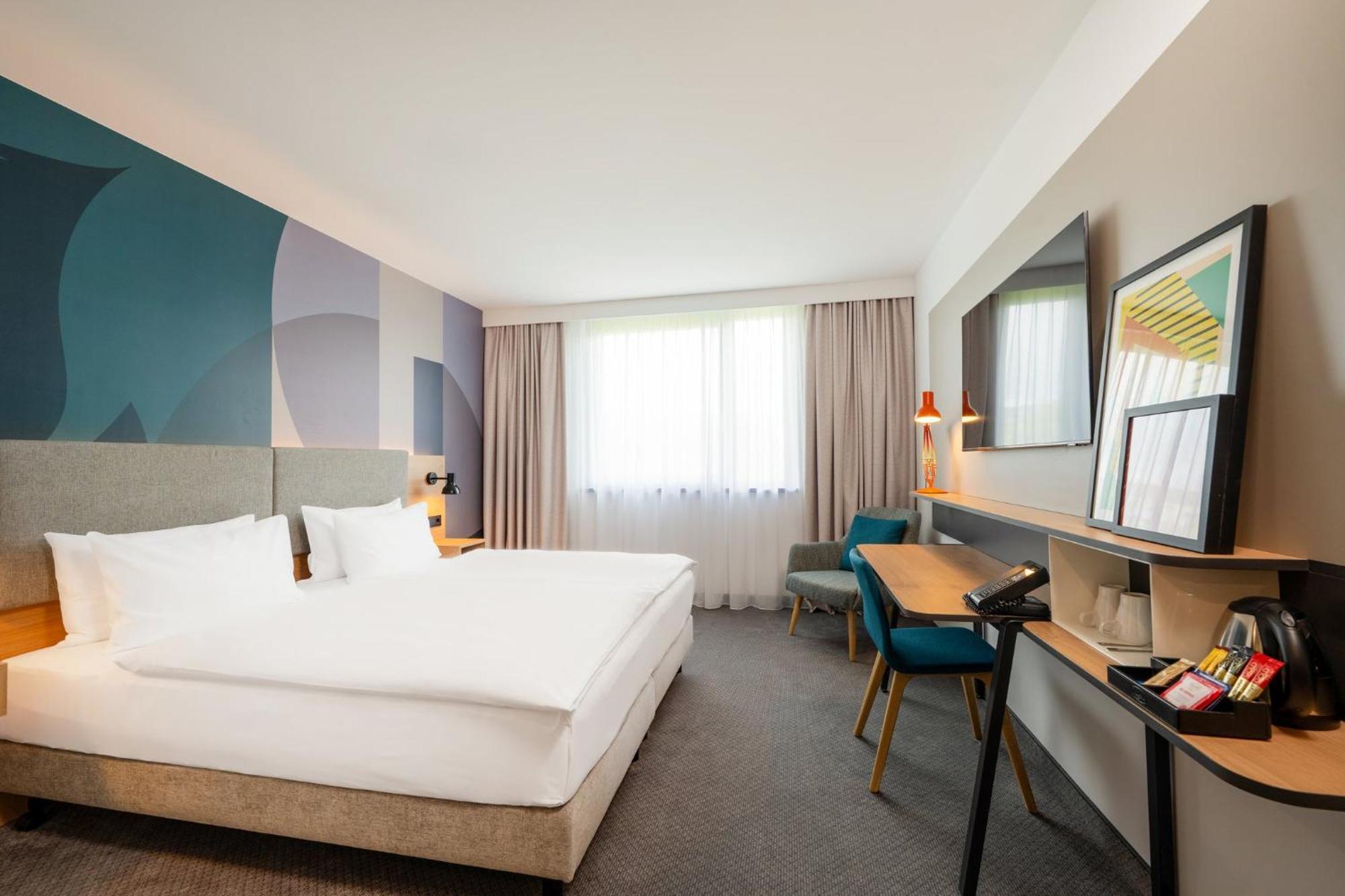 - Westpark By Ihg Hotel 4*