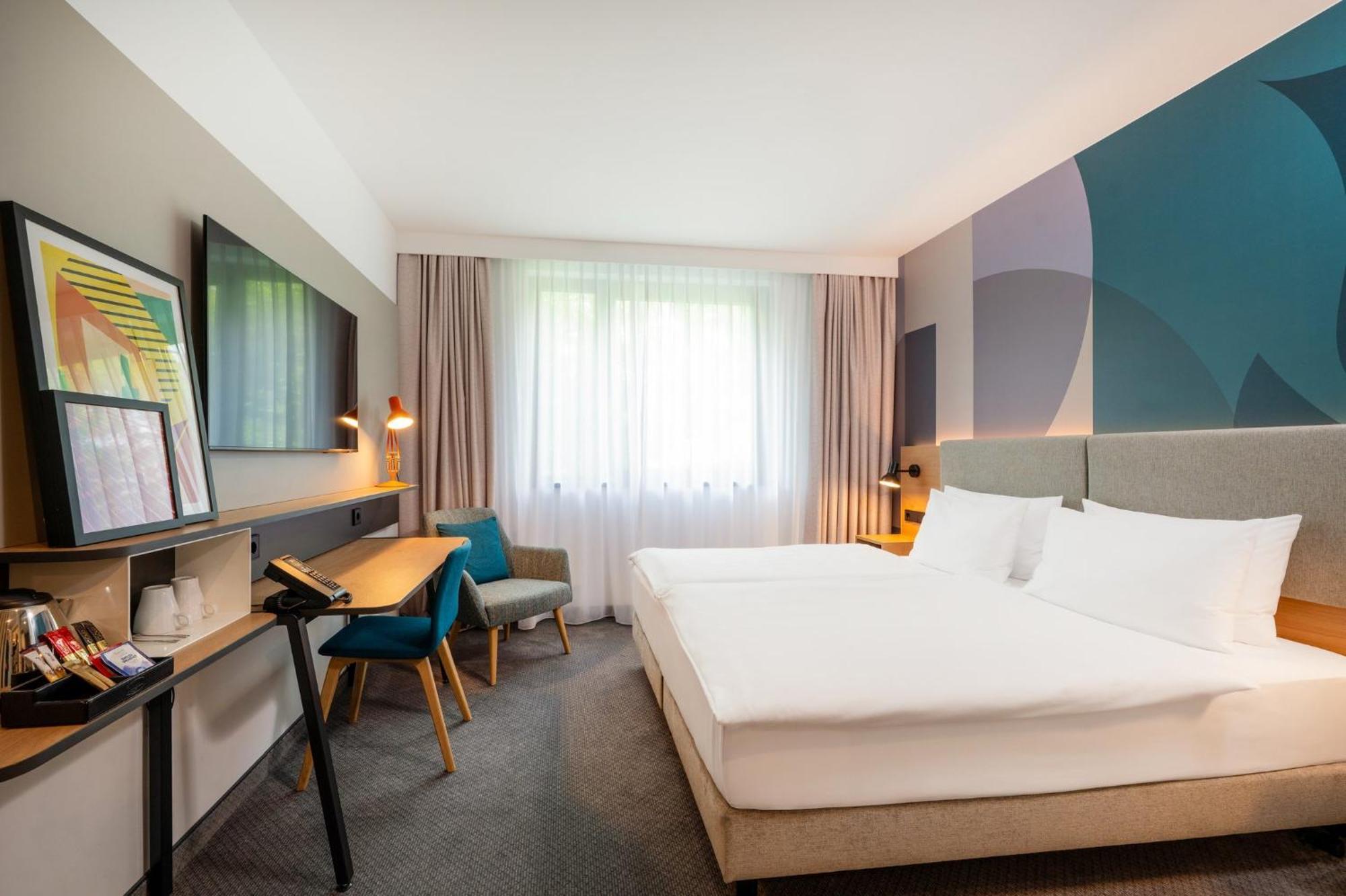 - Westpark By Ihg Hotel